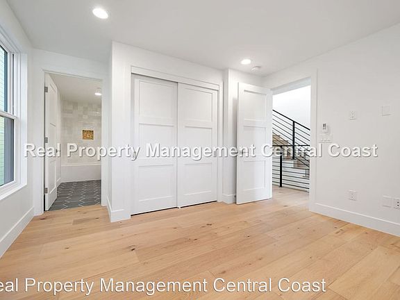 5th image of 221 S 1st St