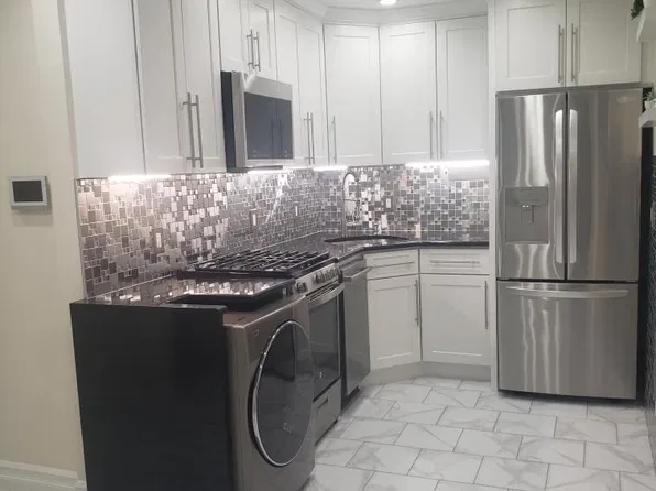(undisclosed Address), Maspeth, NY 11378