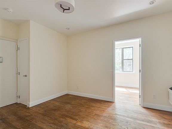 4th image of 479 Clinton Ave #2DD