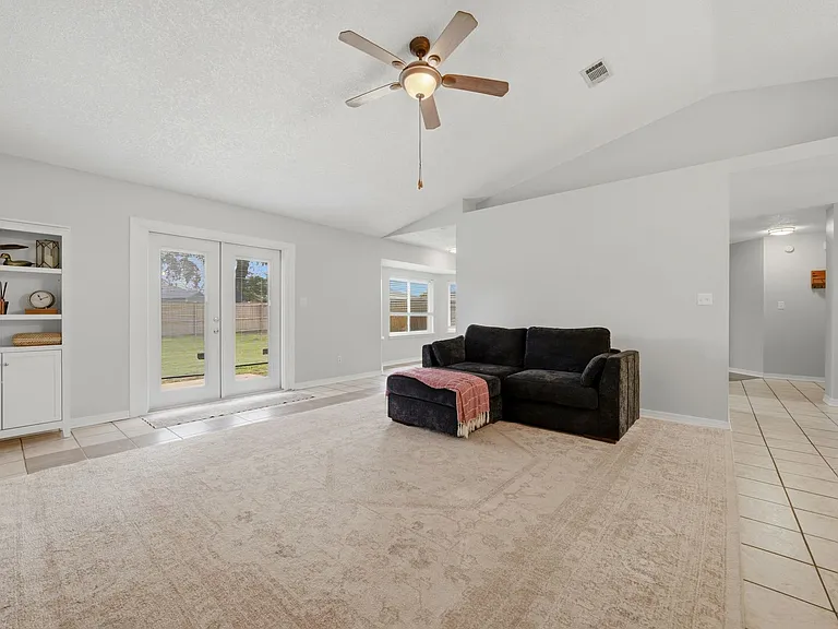 519 Batten Blvd — Photo 18