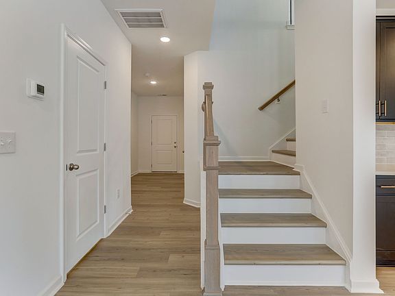 Foyer stairway