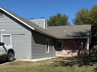 9600 Night Star Dr #B, Del Valle, TX 78617