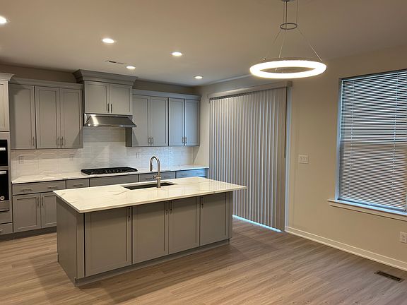 2nd image of 1020 W Lock Rd