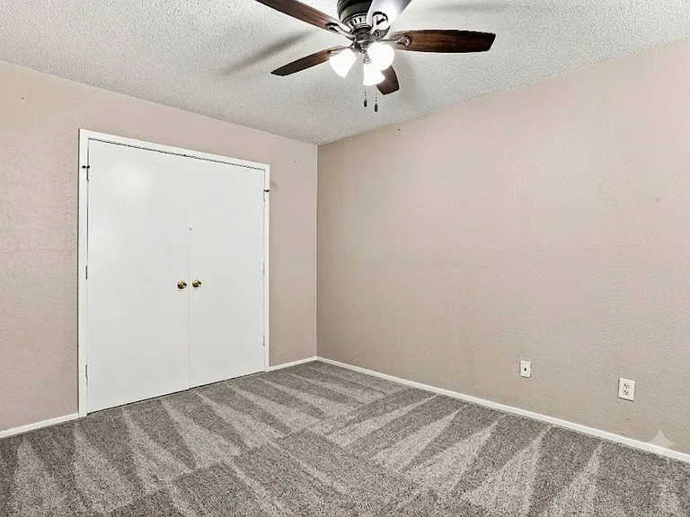 121 Allencrest Dr #123 — Photo 20