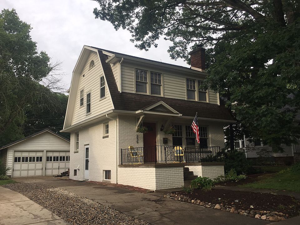 239 Connolly