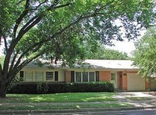 4017 Cobbs Dr, Waco, TX 76708