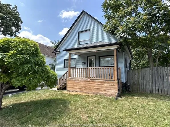 669 Bridge Ave, Windsor, ON N9B 2M5