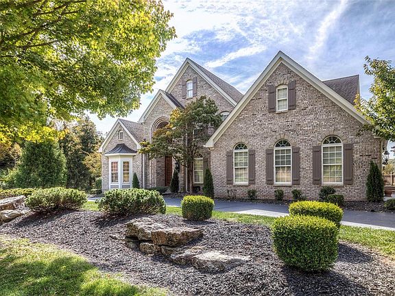 3rd image of 248 Merlot Ln