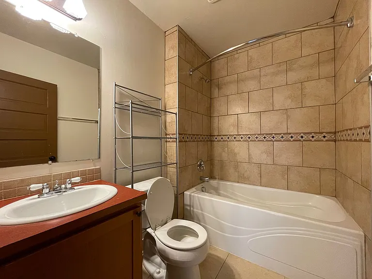 1201 E Baldwin Ave — Photo 8