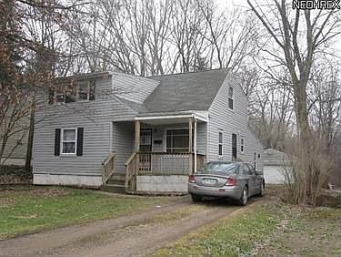 1st image of 1576 Idlewood Ave