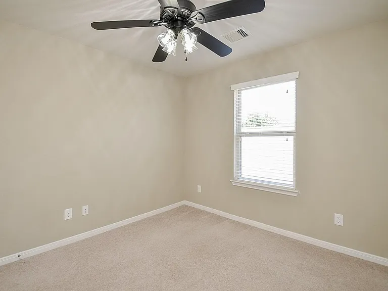 6418 Burgess Heights Ln — Photo 31