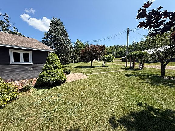 5th image of 510 Marquardt Rd