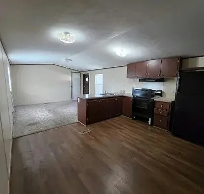 13 Park Plus Drive, Unit 16 — Photo 4