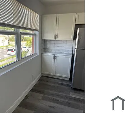 1010 Adams St — Photo 12