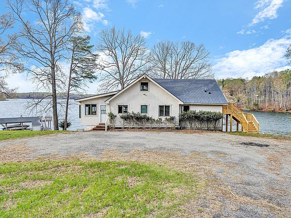 2nd image of 1154 Acorn Dr