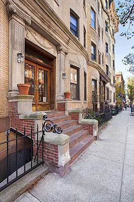 Sold by Town Residential | media 6