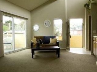 121 Brighton Rd, Pacifica, CA 94044