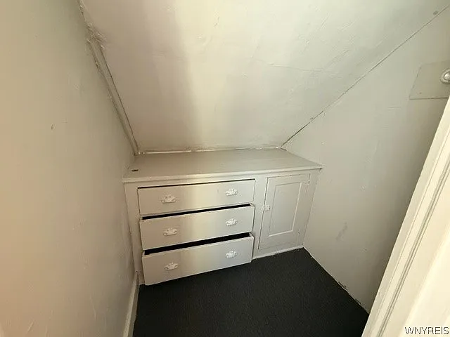 140 Parkridge Ave — Photo 8