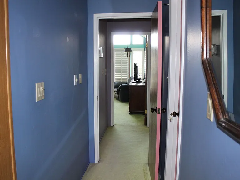 4301 Flintridge Dr — Photo 23