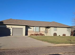 1106 2nd St, Springfield, SD 57062