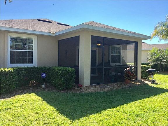3rd image of 9064 Coachman Dr