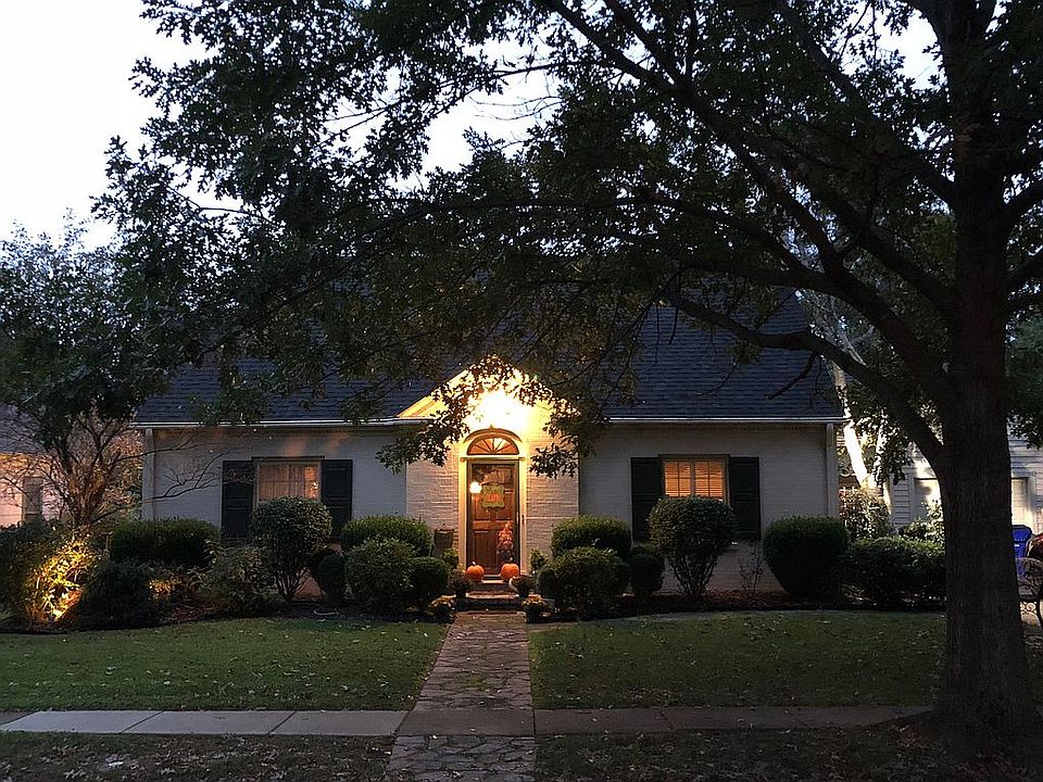 2nd image of 515 Arcadia Park