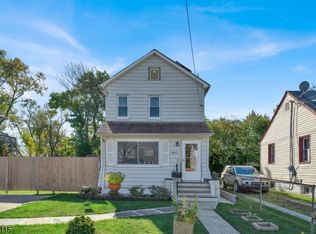 857 E Hazelwood Ave, Rahway, NJ 07065