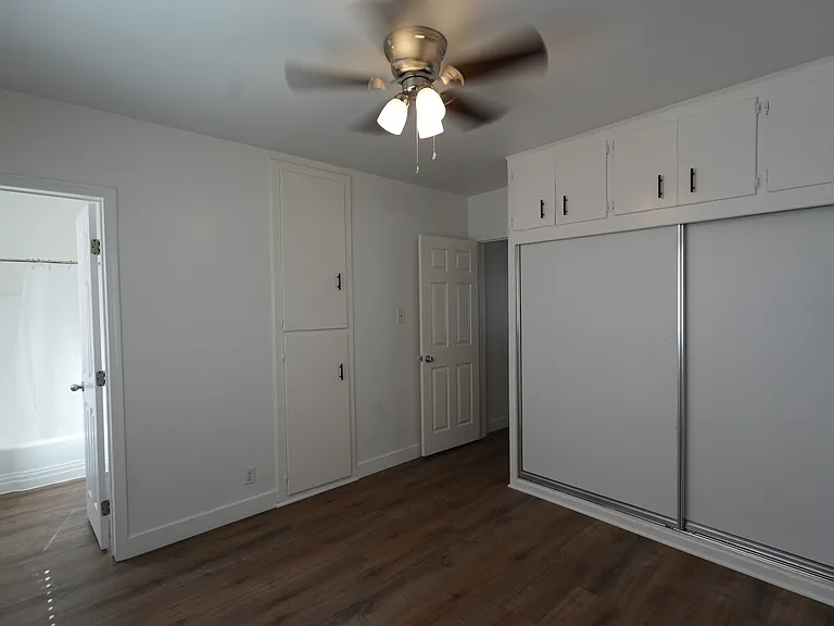 10304 La Reina Ave #C — Photo 17