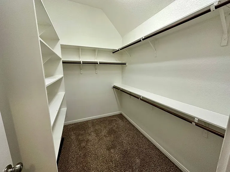 2709 Keathley Dr — Photo 16
