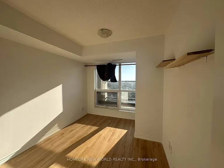 18 Harding Blvd #1126 — Photo 7