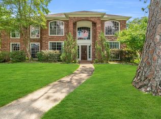 1022 Pinewood Ln, Seabrook, TX 77586