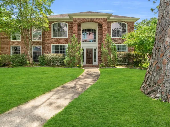 1022 Pinewood Ln, Seabrook, TX 77586