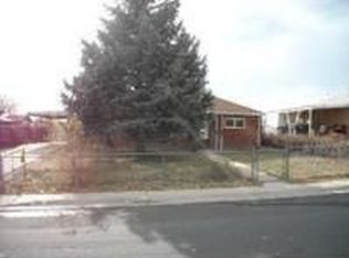9211 Fir Dr, Thornton, CO 80229