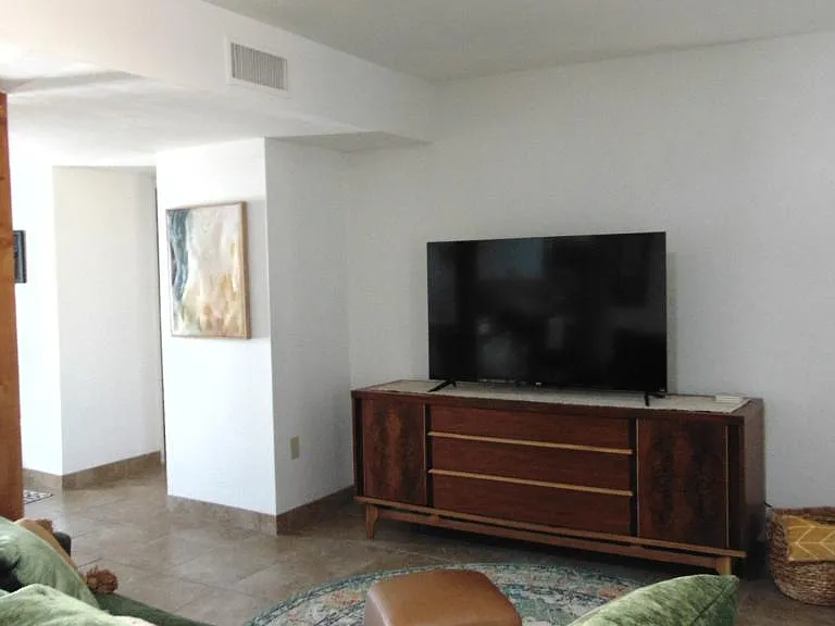 831 W Paseo Del Prado — Photo 8