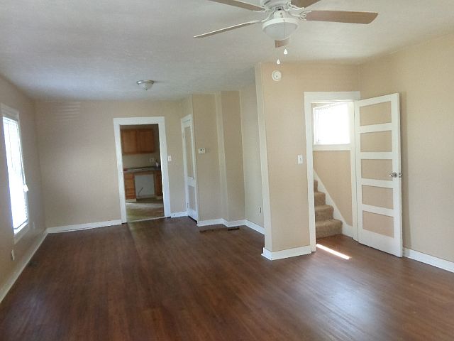 1st image of 402 S Vine St