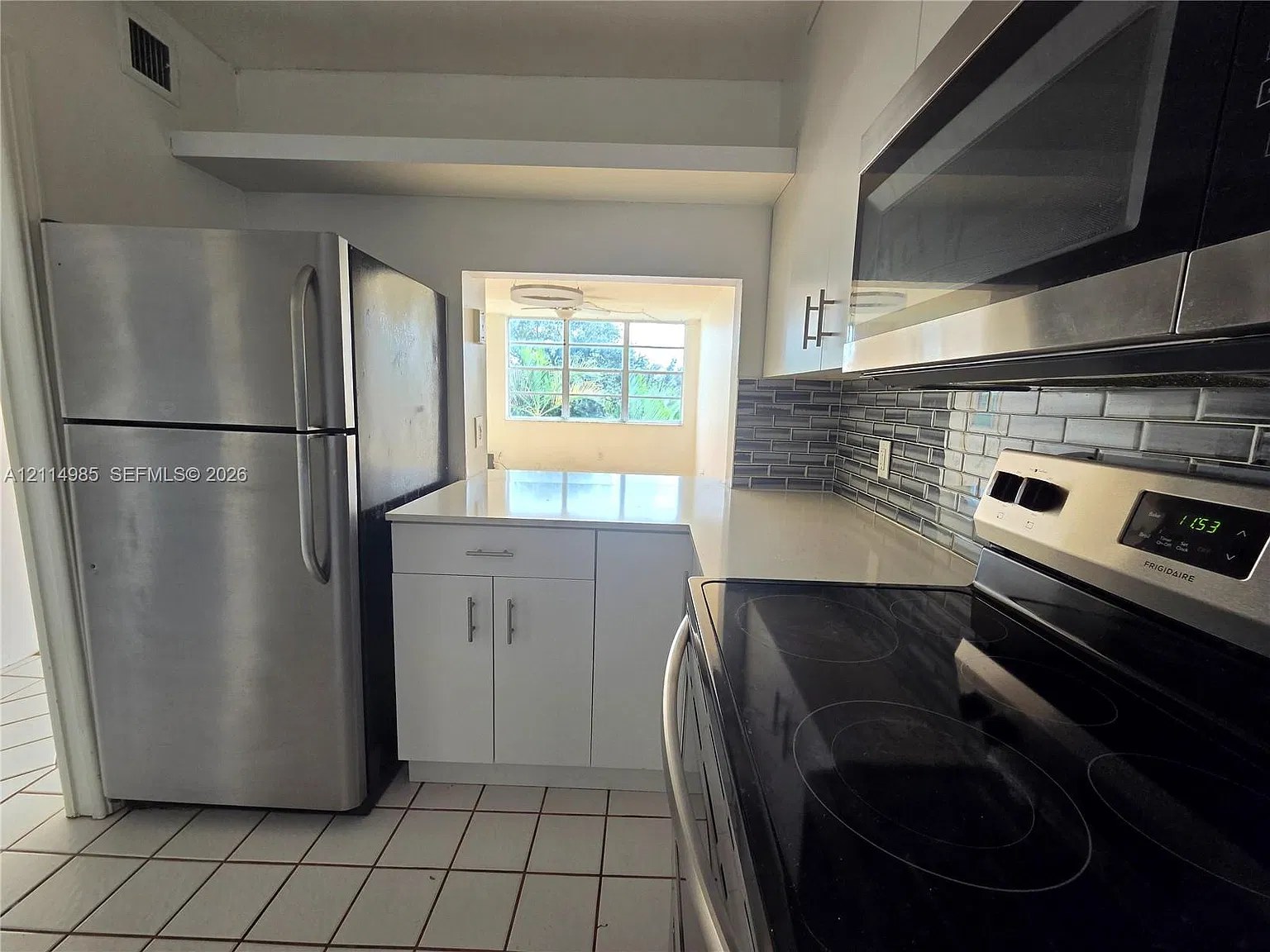 Live Oak Condo Eleven — Photo 3