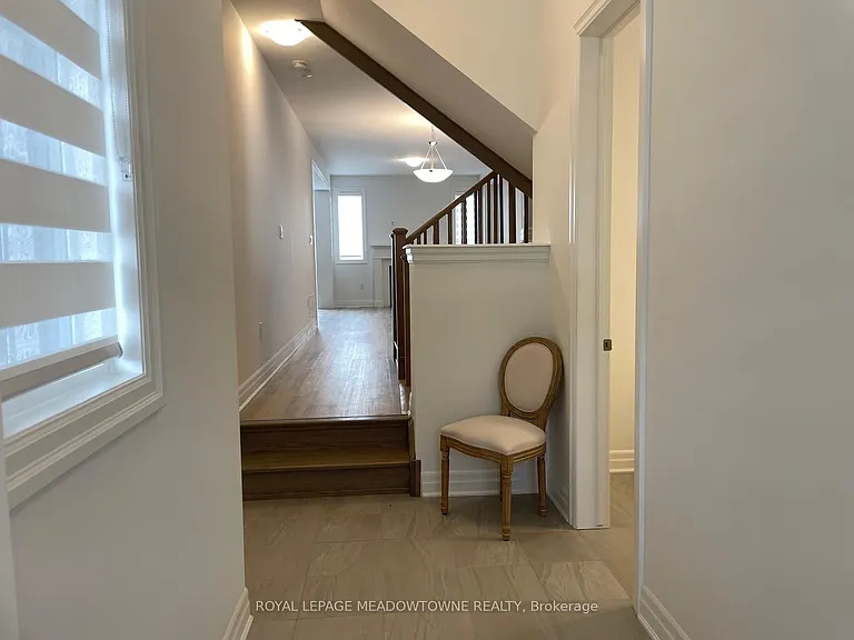 1163 Stirling Todd Ter — Photo 3