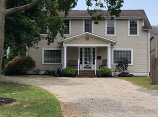 1 Allen Pl, Red Bank, NJ 07701