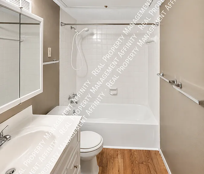 6695 Whispering Oak Pl #3 — Photo 5