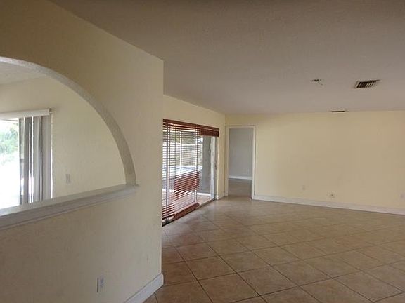 3rd image of 11830 NW 32nd Mnr