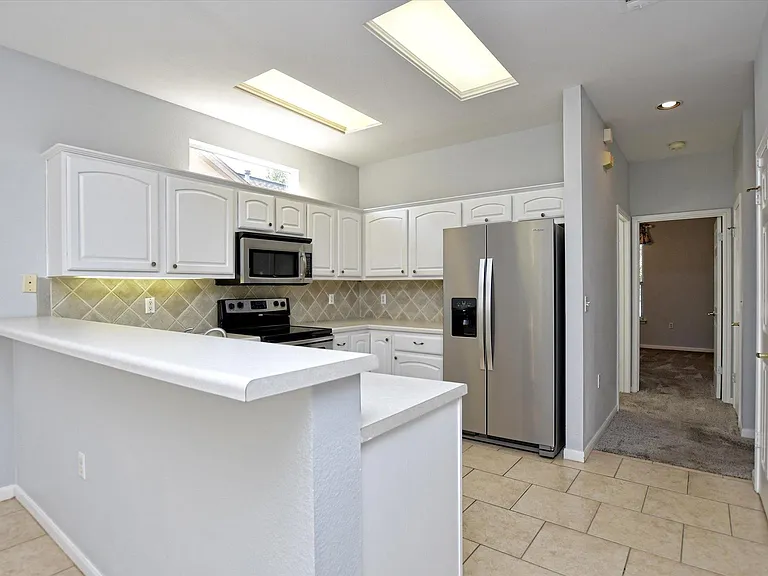 117 Beautybush Trl — Photo 13