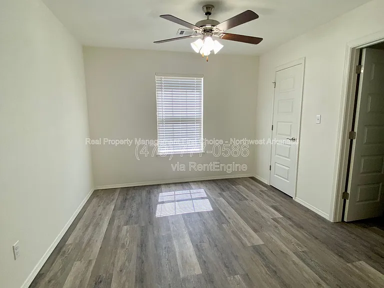 4211 Sante Fe Sq #1 — Photo 58