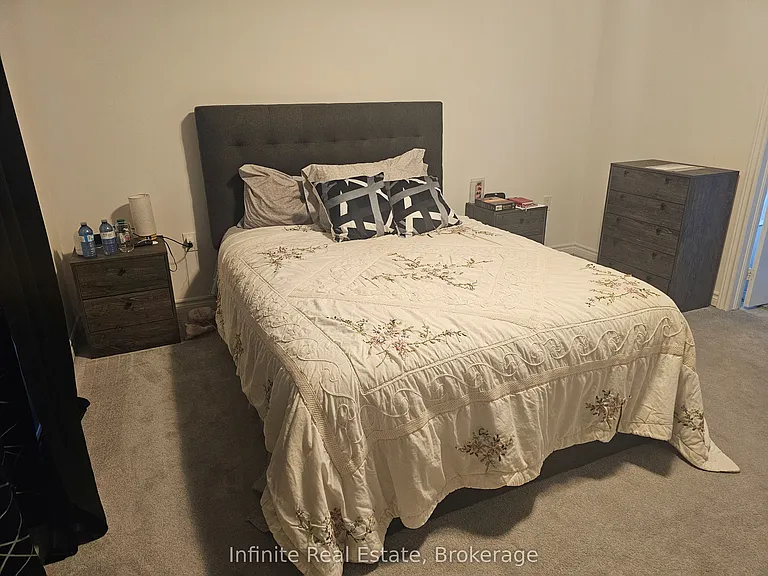 14 Doc Lougheed Ave — Photo 11