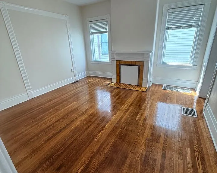 4002 Southern Pkwy — Photo 16