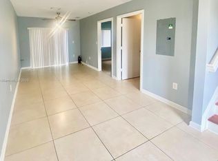 2184 NE 167th St #1-110, North Miami Beach, FL 33162