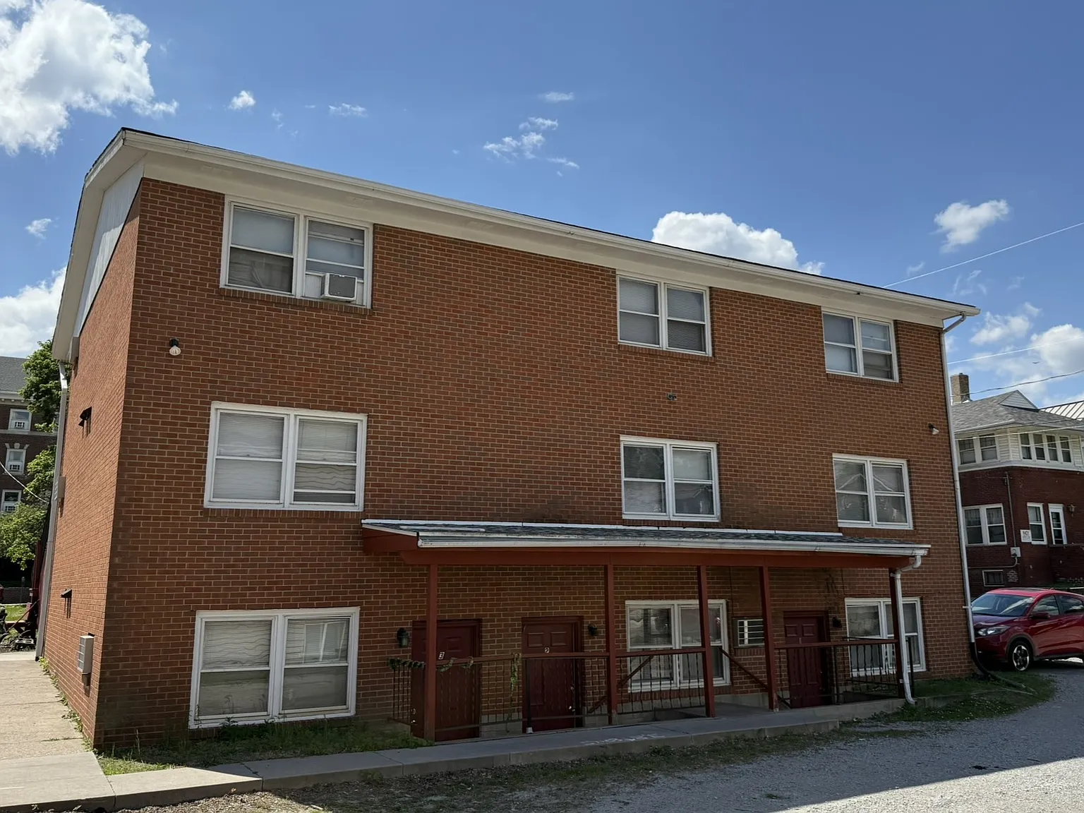 1 bed, $990 — Photo 1