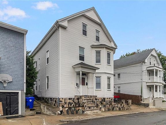 2nd image of 81 Lancaster St #2