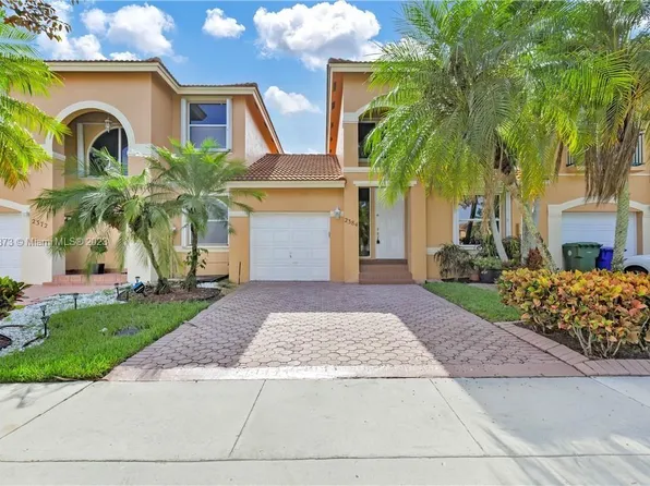 (undisclosed Address), Pembroke Pines, FL 33028
