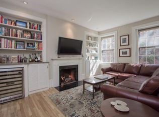 37 Grove St APT 3, Boston, MA 02114