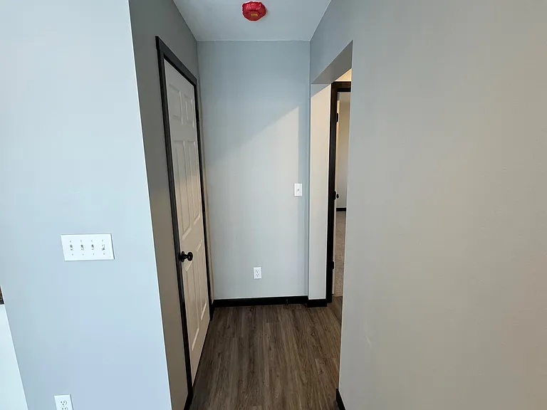 7758 Adrina Dr — Photo 37